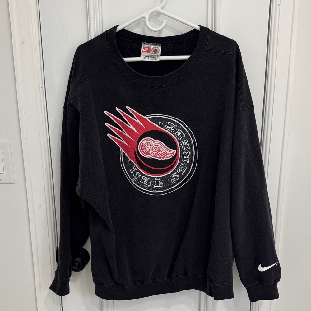 Vintage Detroit Redwings Nike sweatshirt